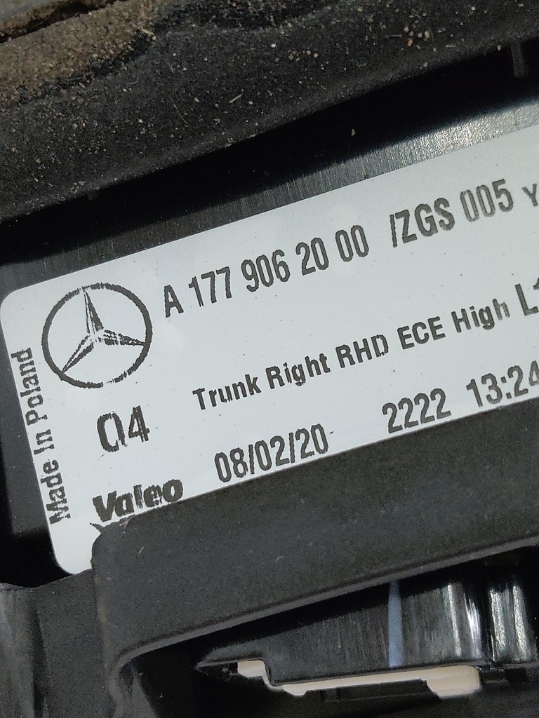 [MTD-531289] Conjunto de luces traseras derechas Mercedes Clase A W177 2020 M282 1,3 A1779062000