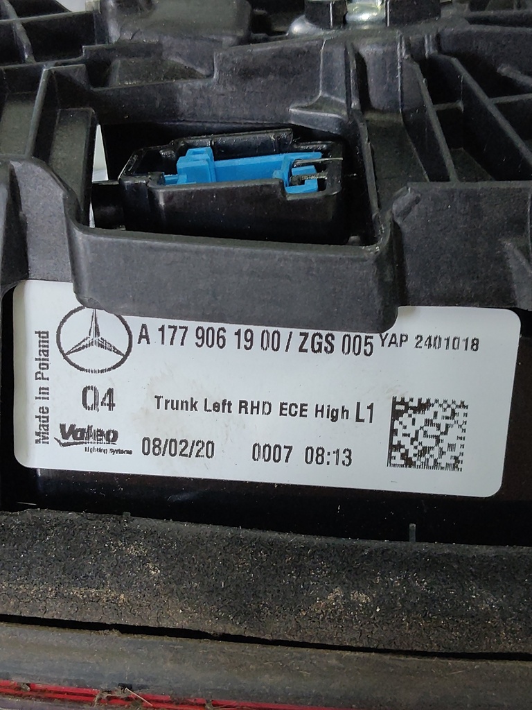 [MTD-531288] Luz de portón trasero izquierda Mercedes Clase A W177 2018-2021