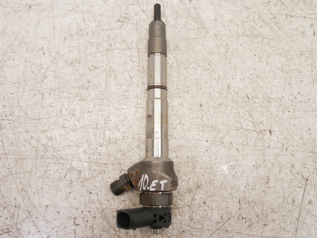 [MTD-393757] Inyector Audi A3 Golf 2.0 TDI DGCA DGC 04L130277AE