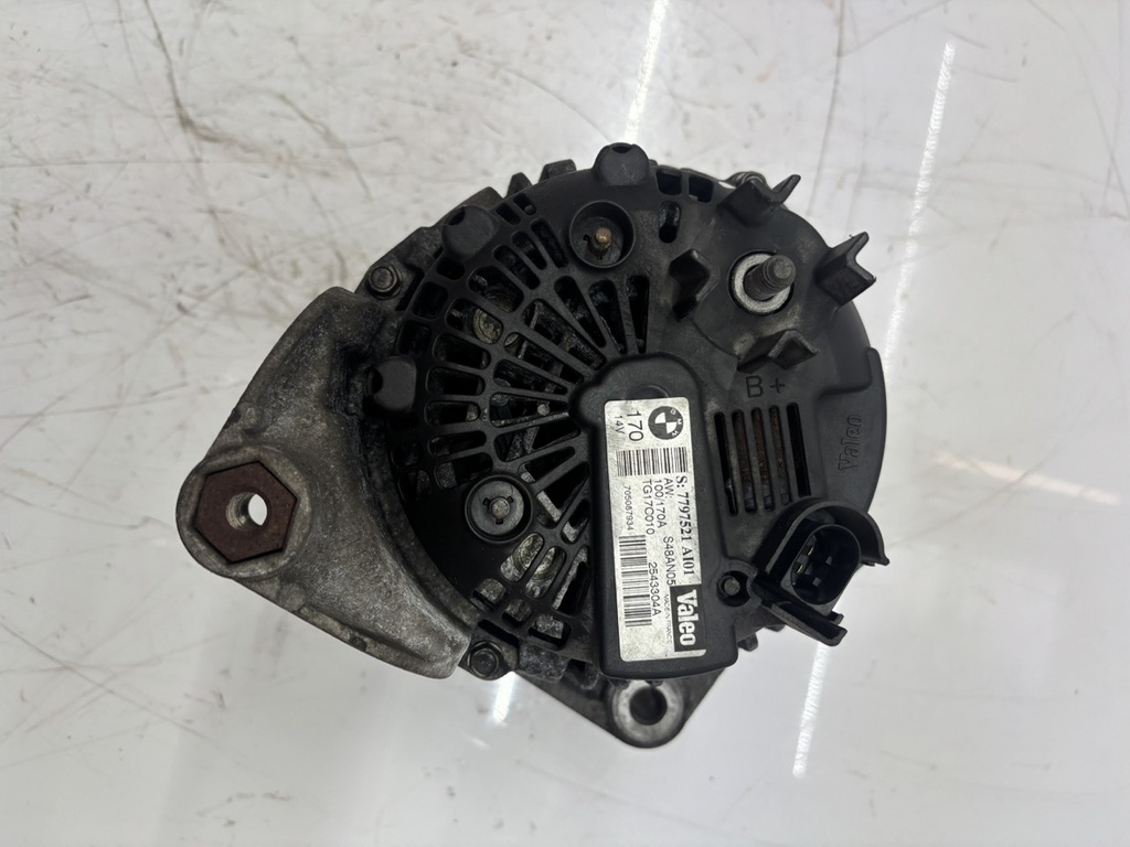 [MTD-501281] Alternador BMW Serie 5 E60 2.5 525d M57D25 256D2 7797521