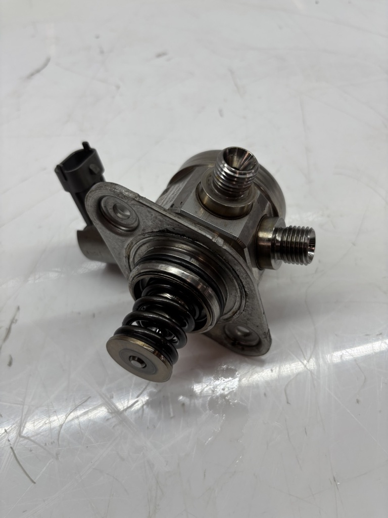[MTD-446764] Bomba de combustible Jaguar XJ X351 5.0 SCV8 V8 508PS AJ133