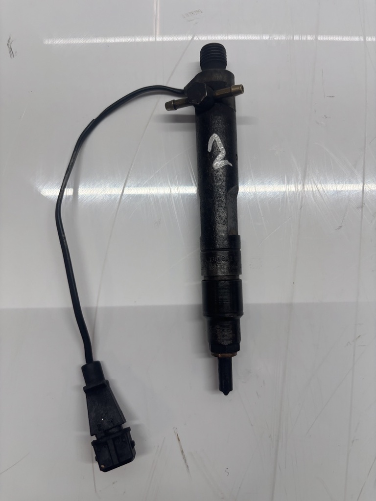 [MTD-455870] Inyector VW LT 28-46 2.5 TDI ANJ 074130202B