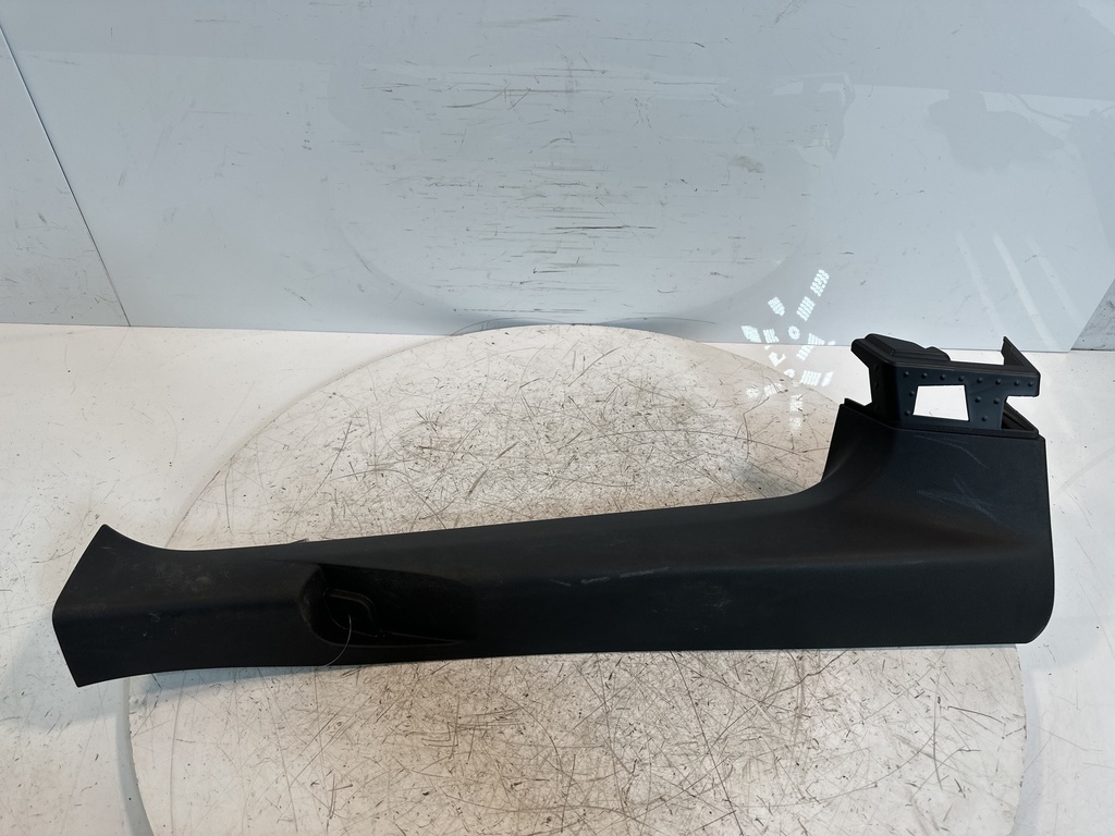 [MTD-498379] Embellecedor del portón trasero BMW Serie 6 G32 GT 2.0 620d (B47D20B) OE 7397911