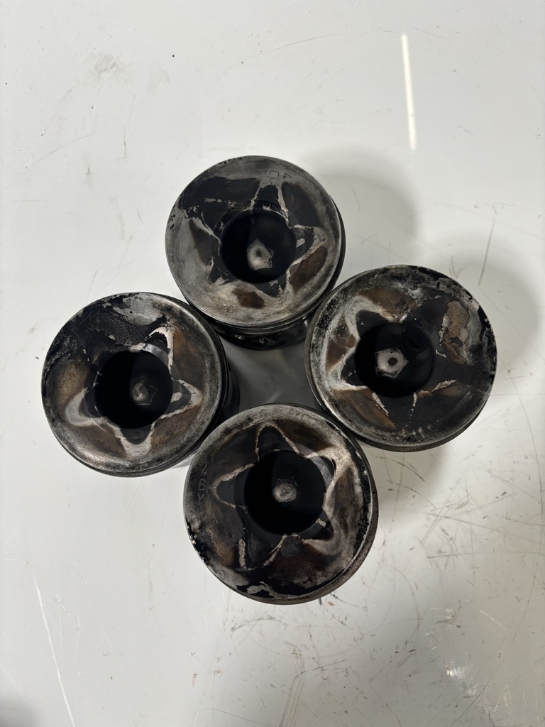 [MTD-456651] 4x Pistones Iveco Daily III 2.8 Diésel 8140.43N 500365851
