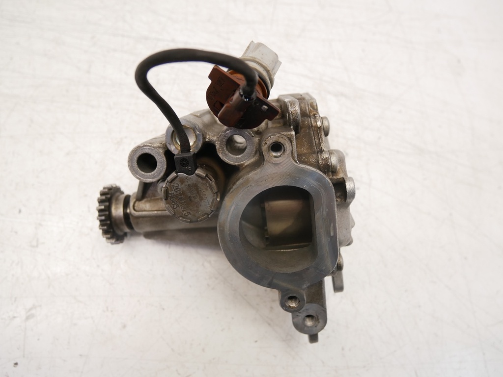 [MTD-468187] Bomba de aceite Dacia Renault Logan Captur Clio 0.9 TCe H4B400 H4B 150109221R