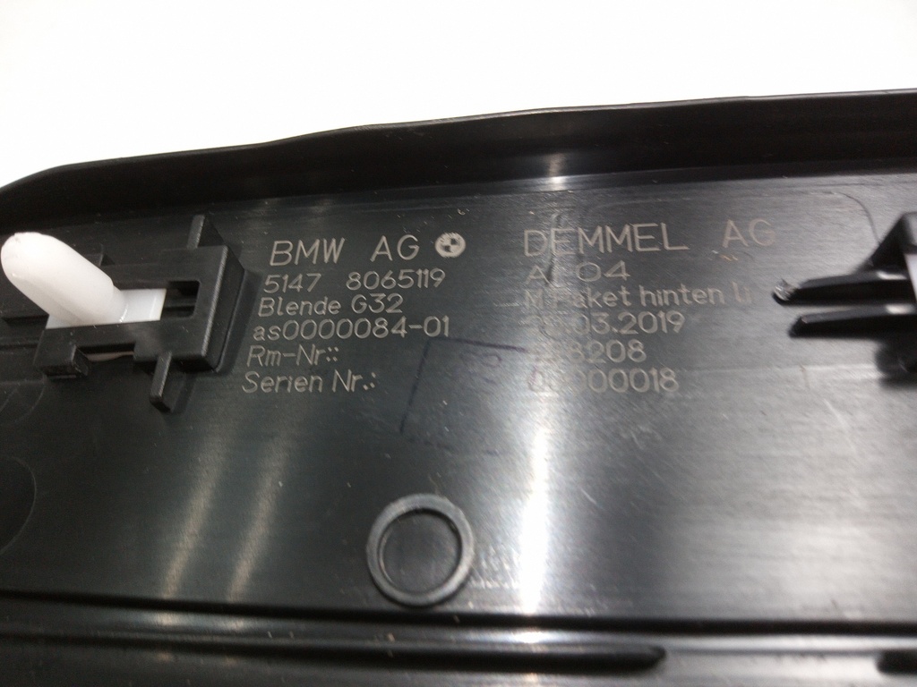 [MTD-499583] Faldón lateral BMW Serie 6 G32 GT 2.0 B47D20B B47D20O1 B47 8065119