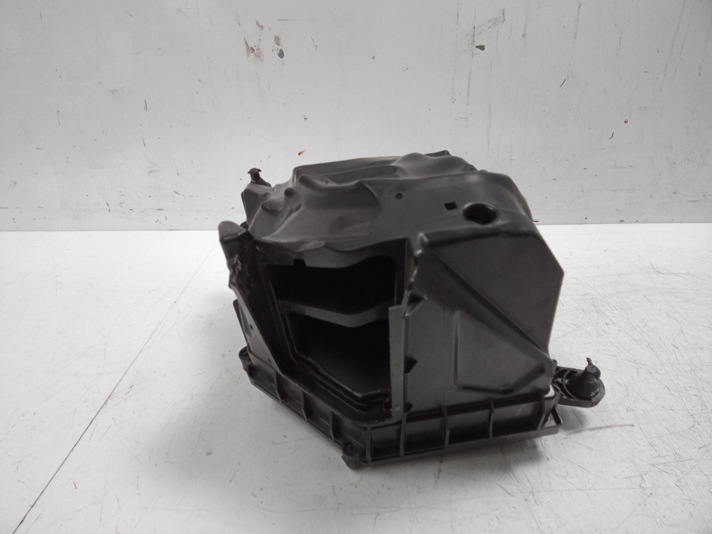 [MTD-499861] Caja de filtro de aire Volvo V60 MK2 Cross Country 227 D420T8 D420T 31474901