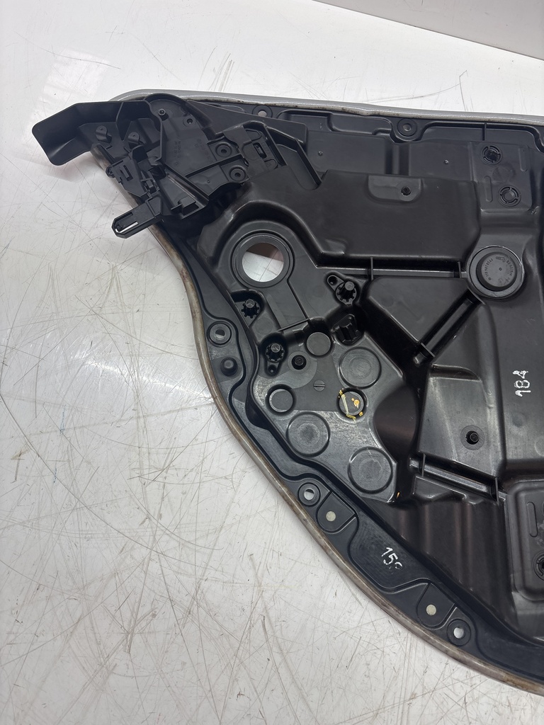 [MTD-500838] Elevalunas trasero derecho Mercedes W213 E 220 d OM654