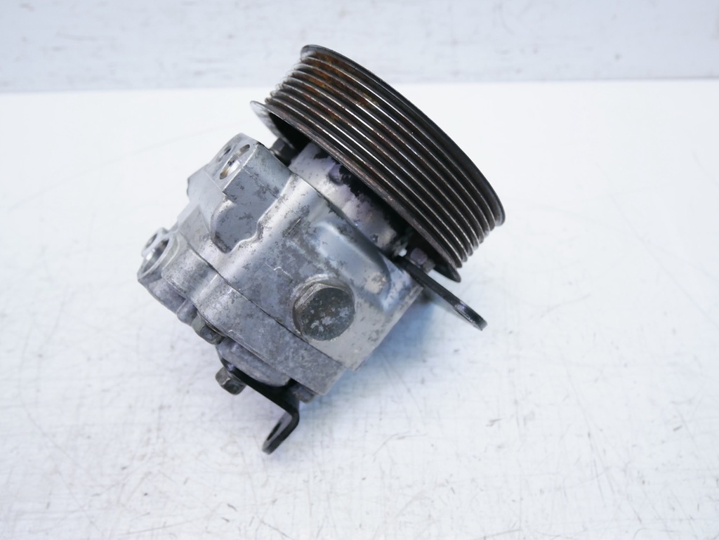 [MTD-414682] Bomba de servodirección Land Rover Discovery 3 2.7 TD 276DT
