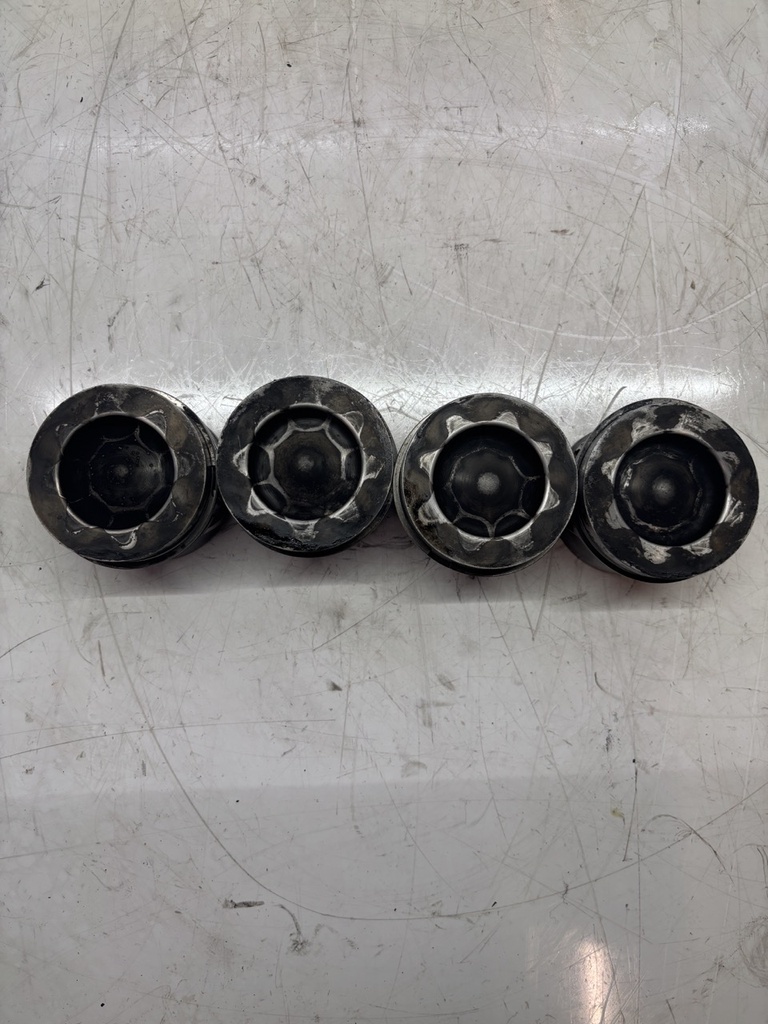 [MTD-463039] 4x Pistones Para Audi Q5 Exeo 2.0 TDI CGLB CGL 03L107065S