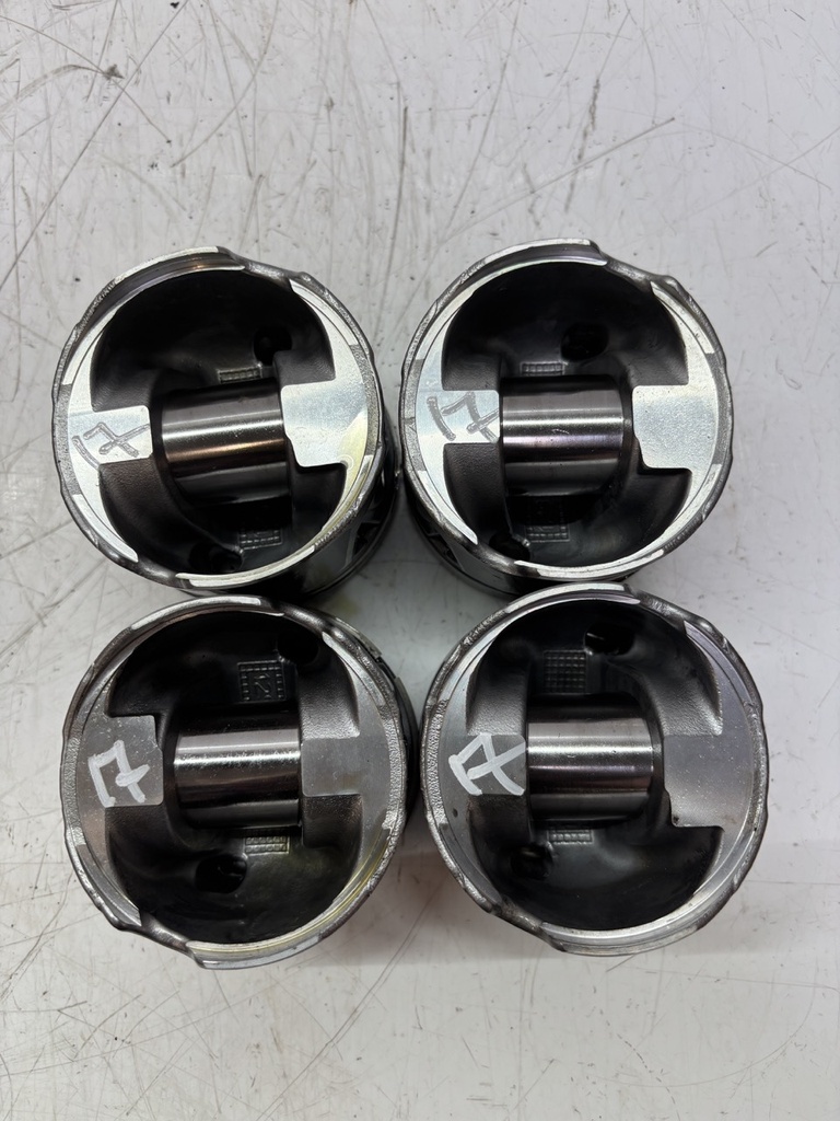 [MTD-464490] 4x Pistones Para Renault Trafic II 2.0 dCi M9R786 M9R 7701477818