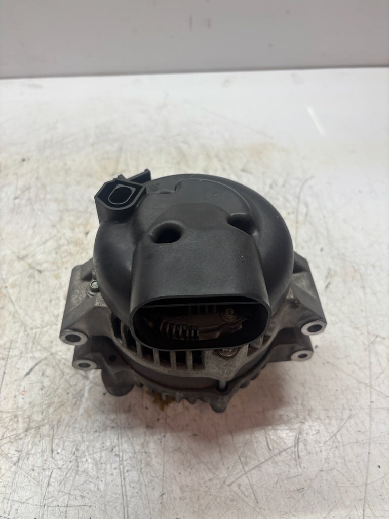 [MTD-483654] Alternador BMW X5 F15 4.4 N63B44O1 N63B44B N63 7606628