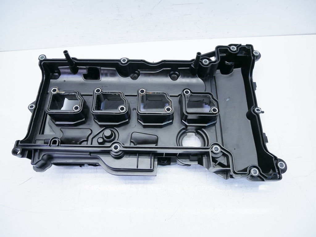 [MTD-413679] Tapa de balancines Mercedes 1.8 CGI E C 250 271.860 M271.860 A2710101730