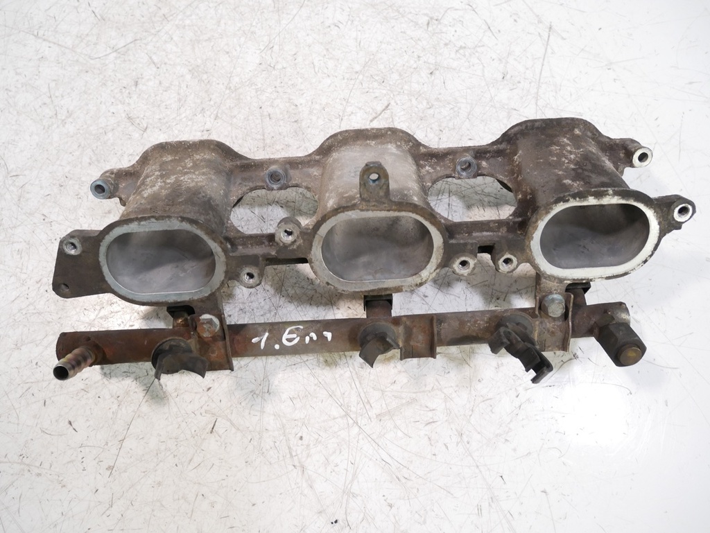 [MTD-436239] Colector de admisión Porsche 911 3.6 Carrera M96.03 9961101017R