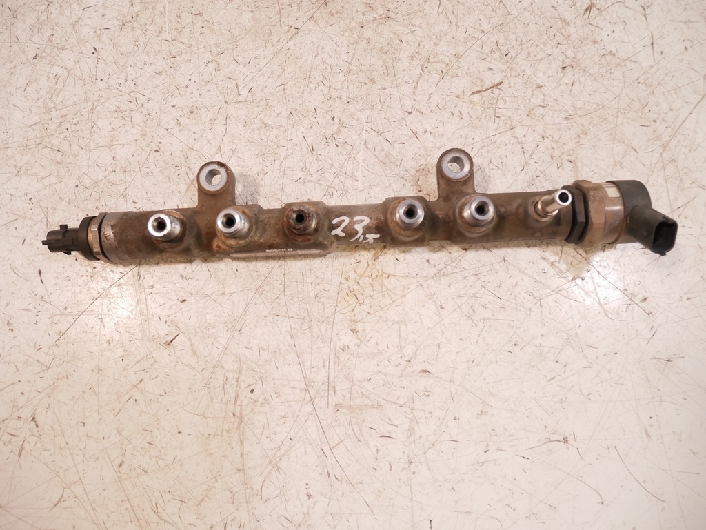 [MTD-438132] Tubo de riel Land Rover Discovery L550 2.0 D 204DTD AJ20D4