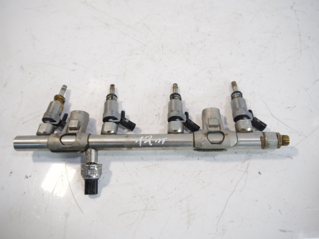 [MTD-462941] Colector de admisión Audi A4 B9 A5 2.0 40 TFSI Hybrid DLVA DLV 06L133317N