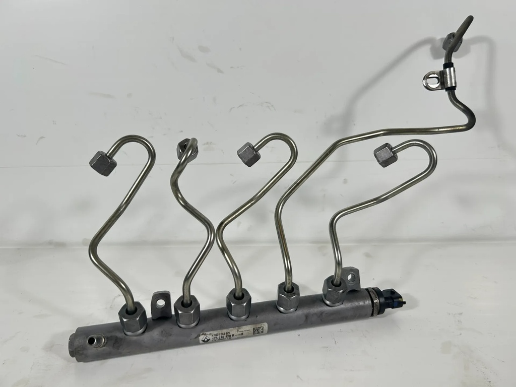 [1000730] Rampa inyectora Nissan Qashqai J10 1,6 DCi R9M405 175216420R 1752000Q3M