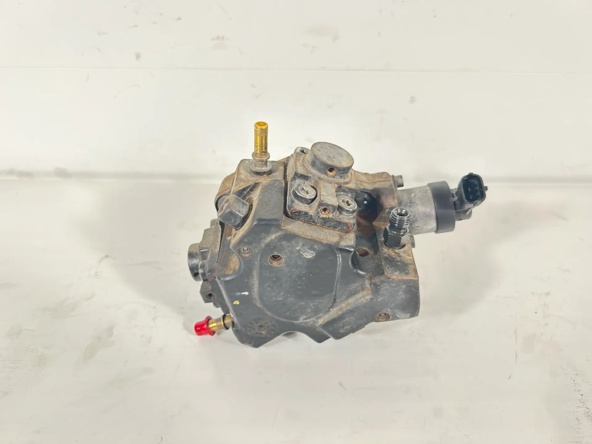 Bomba inyectora Nissan Qashqai J10 1,6 DCi R9M405 1670000Q1T 0445010250