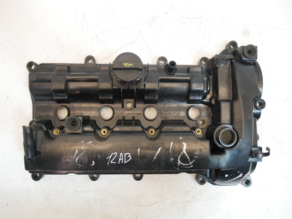 [MTD-483941] Tapa de válvulas Mazda 3 6 2.0 gasolina PEY7 PE0210210