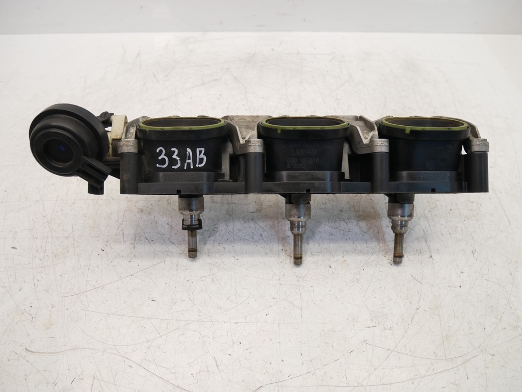 [MTD-485016] Colector de inyección Audi Q7 4LB 3.0 TFSI quattro CJWE CJWC CJWB 06L133340C