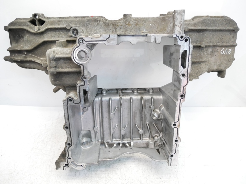 [MTD-488160] Parte superior del cárter de aceite Audi A4 B7 A6 C6 3.0 TDI quattro ASB 059103503M
