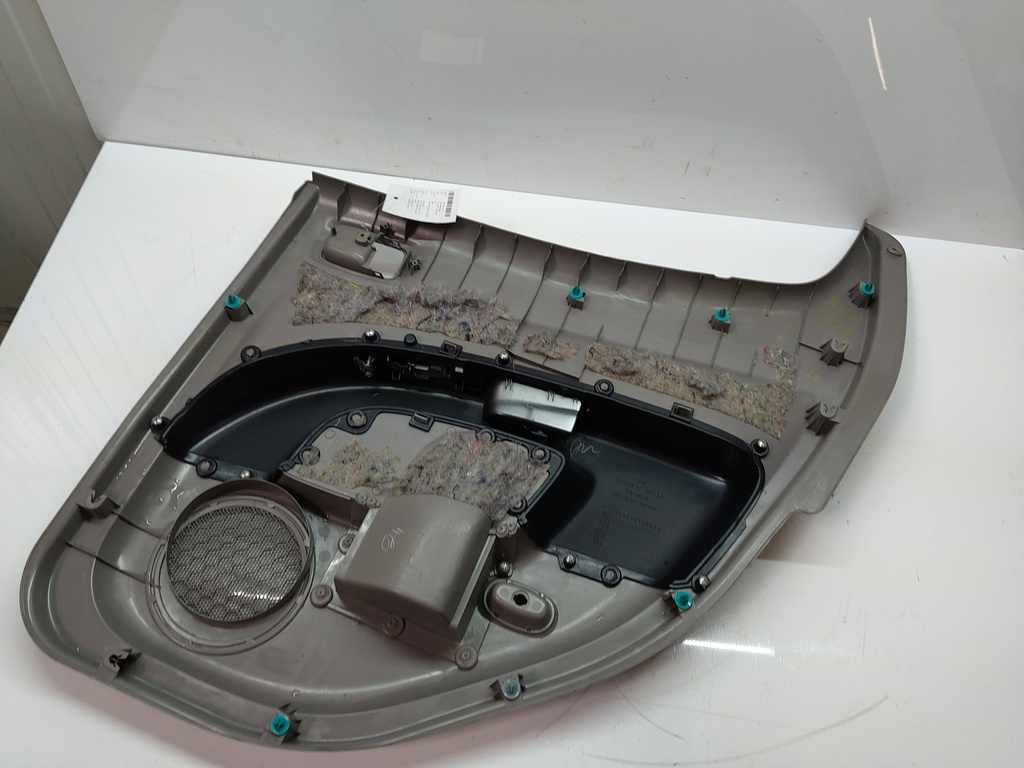 [MTD-504938] Panel de puerta Mitsubishi L200 Triton KB4T 2.5 DI-D Diesel 4D56