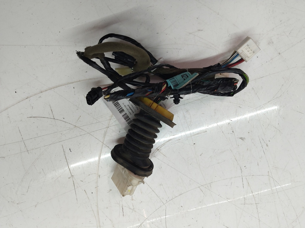 [MTD-505984] Mazo de cables puerta trasera derecha Ssangyong Rexton EX 82730-08C12