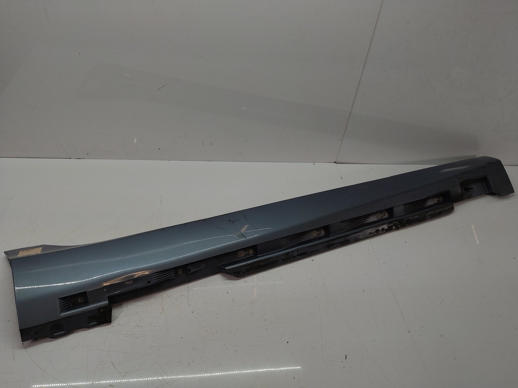 [MTD-508966] Faldón lateral Volvo V40 525 D4204T14 31395043
