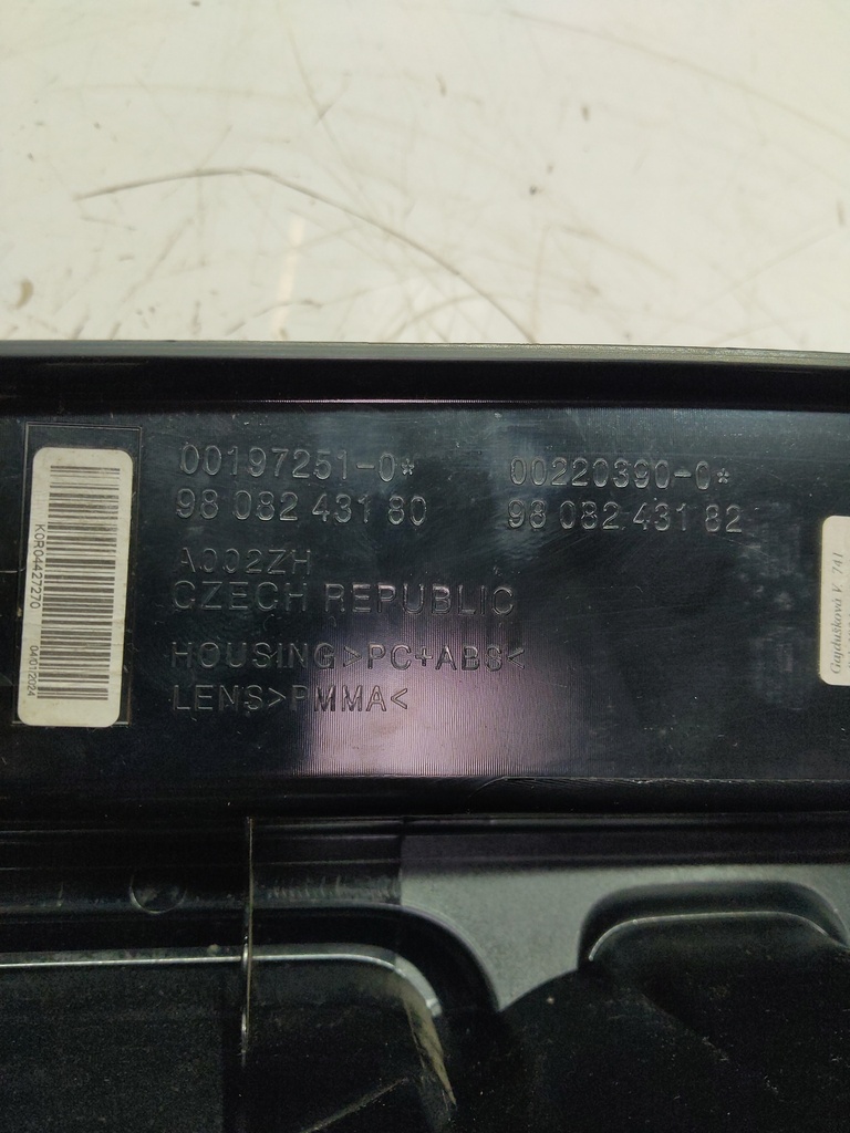 [MTD-510542] Luz trasera izquierda Peugeot Expert Van 2.0 BlueHDi 145 EHT DW10FDDU 9808243180