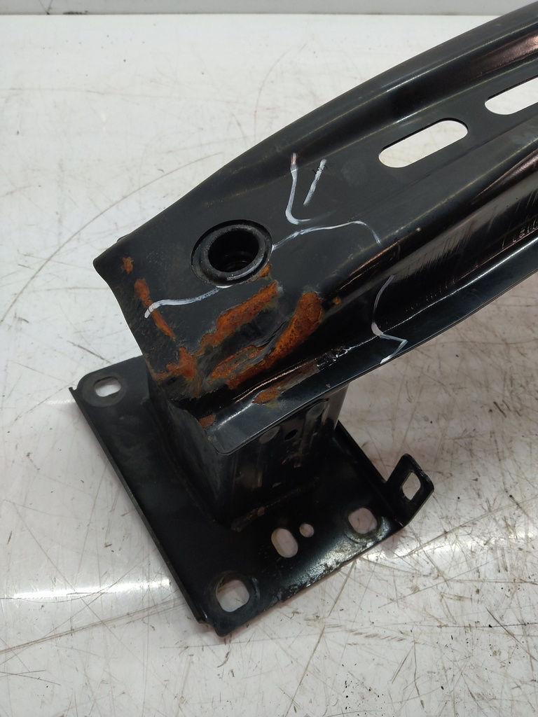 [MTD-512757] Soporte de parachoques SKODA OCTAVIA III 1.6 TDI Diesel DDYA DDY 5E5807305C