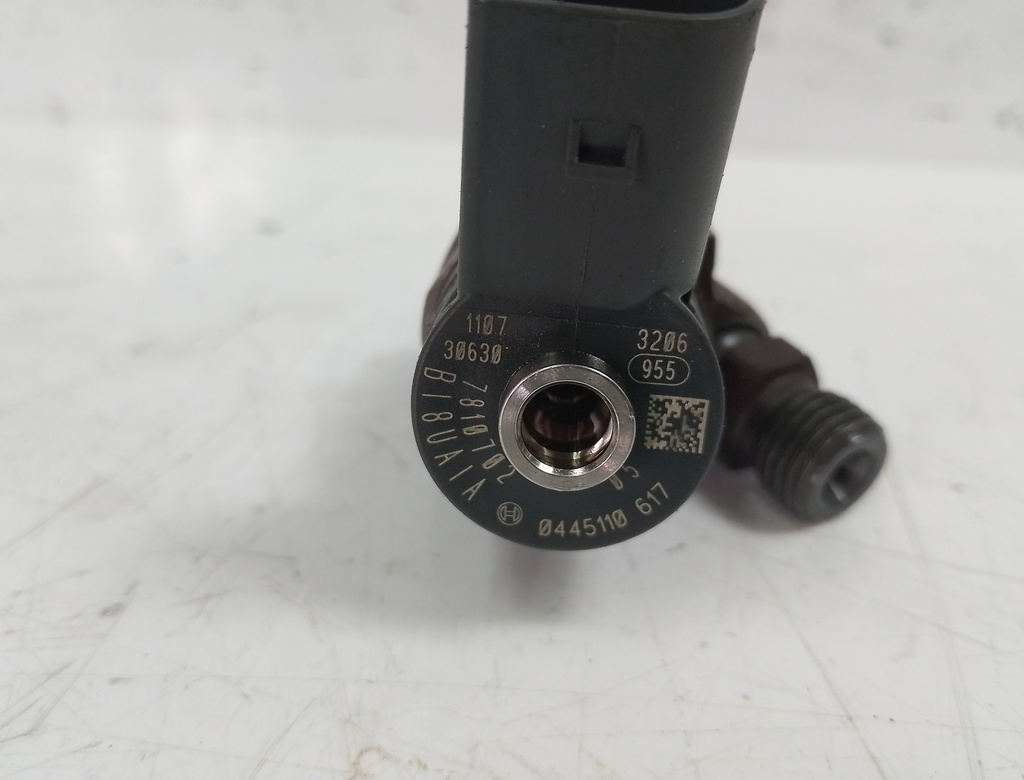 [MTD-515022] Inyector BMW Serie 5 F10 2.0 520d N47D20O1 7810702