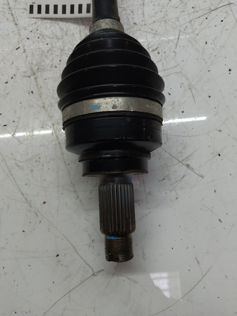 [MTD-514389] Eje de transmisión BMW Serie 1 F20 1.5 116d B37D15A B37 B37D15U0 8644244