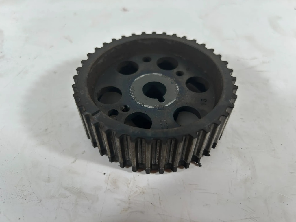 [1000737] Piñón bomba inyección Opel Astra 2,0 CDTI A20DTE 55566016