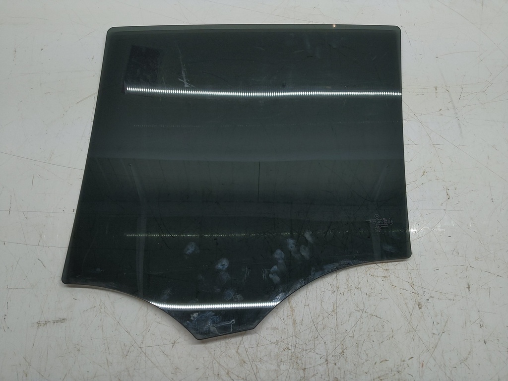 [MTD-515489] Cristal trasero derecho Mercedes Clase M ML 300 642.820 OM642