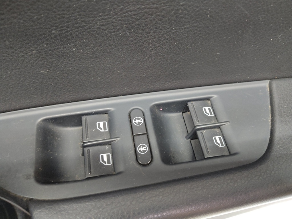 [MTD-515575] Panel de puerta VW Touareg 3.0 V6 TDI CRCA CRC 7P2867012