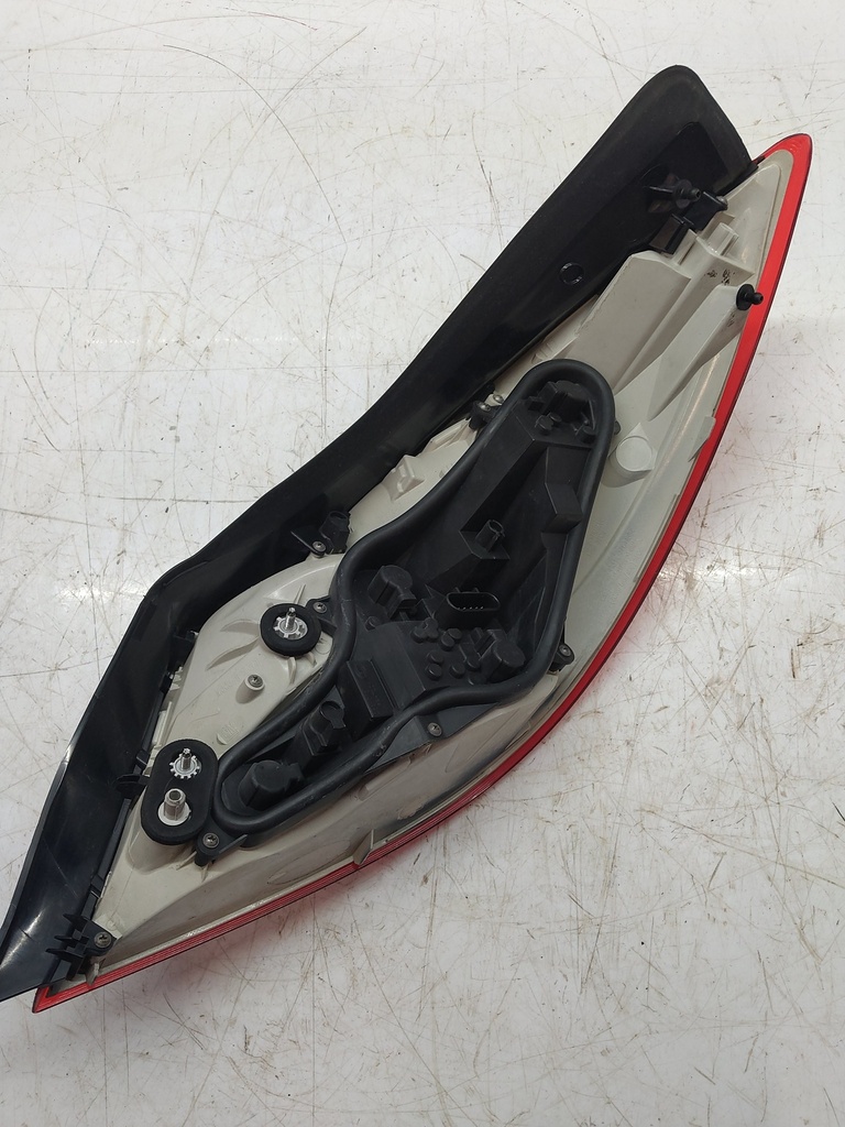 [MTD-517806] Luz trasera izquierda Opel Insignia A G09 2.0 CDTI A20DTH LBS 13279623