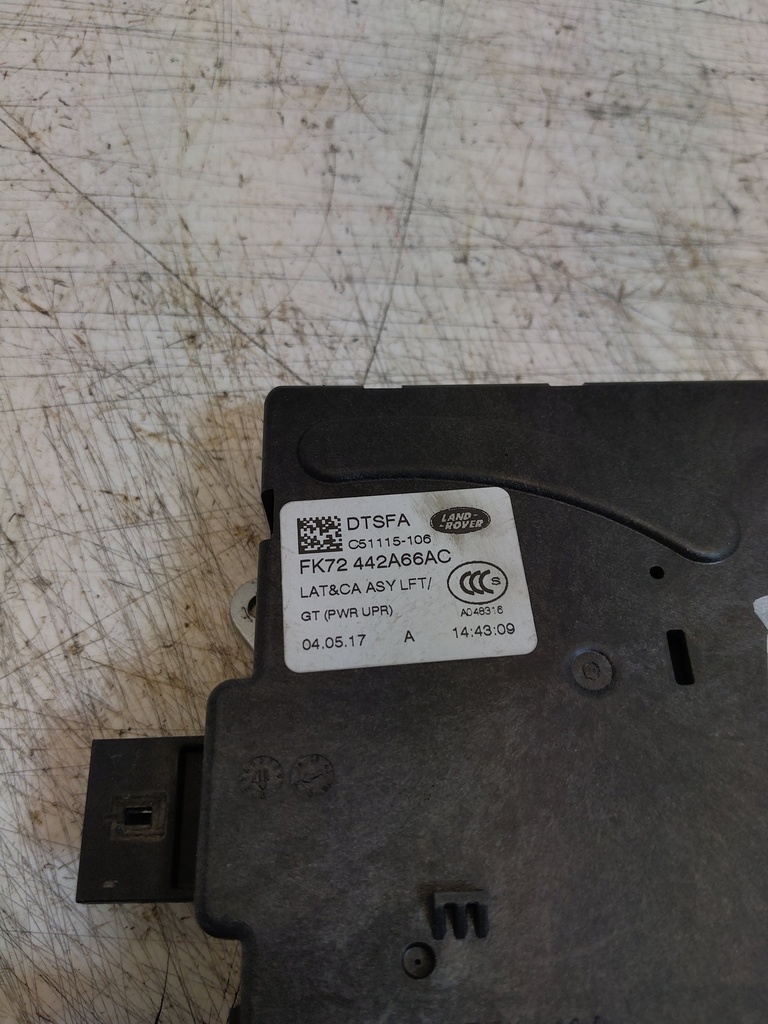[MTD-519997] Cierre del portón trasero Land Rover Discovery Sport L550 2.0 204DTD FK72-442A66-AC
