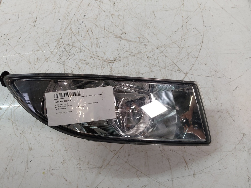 [MTD-520764] Luz antiniebla derecha Skoda Fabia II 542 1.2 TSI CBZB CBZ 5J0941700B