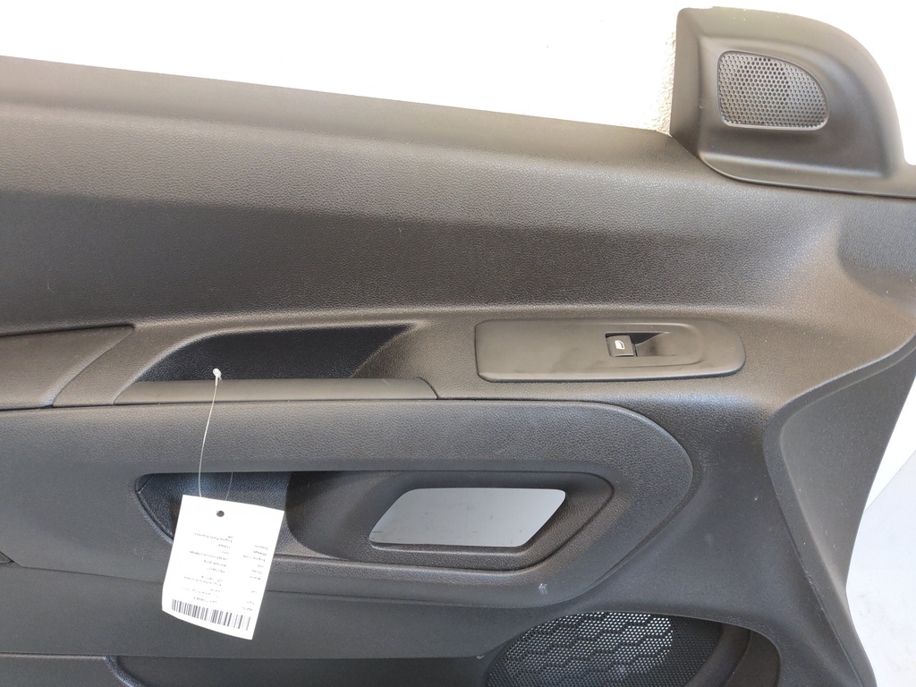 [MTD-520279] Revestimiento de puerta PEUGEOT RIFTER 1.5 YHY 9818643277