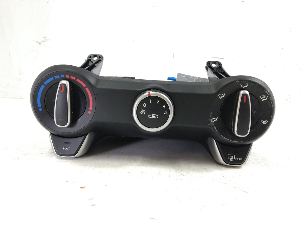 [MTD-520724] Panel de control del climatizador Kia Rio VI 1.0 T-GDI Petrol G3LE 97250-H8