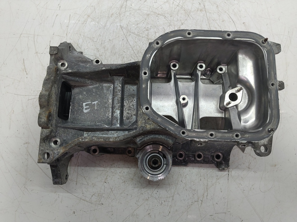 [MTD-524347] Parte superior del cárter de aceite Toyota Yaris P13 2017 1NZ-FXE 1.5 híbrido