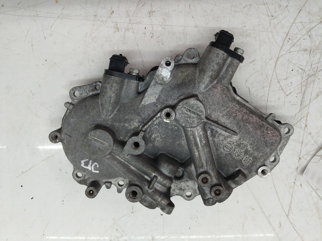 [MTD-525137] Cubierta del regulador de la distribución Infiniti QX80 5.6 VK56VD