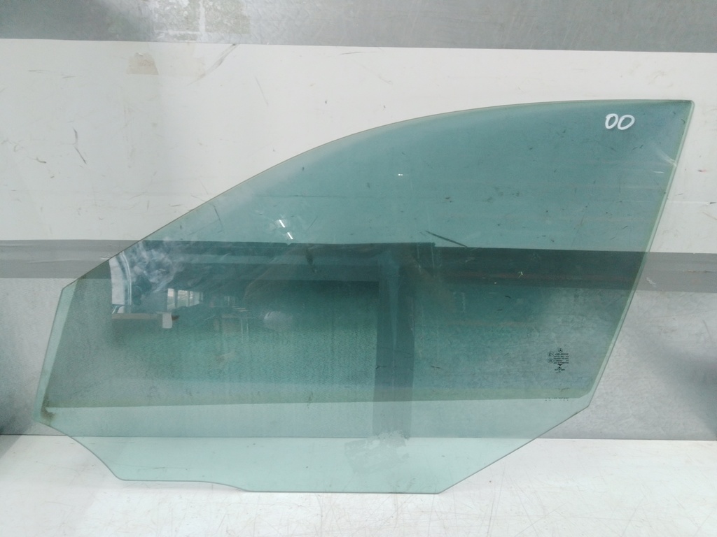 [MTD-531904] Cristal de ventana Mercedes Clase E W212 2015 2.2 E 220 BlueTec 43R00050