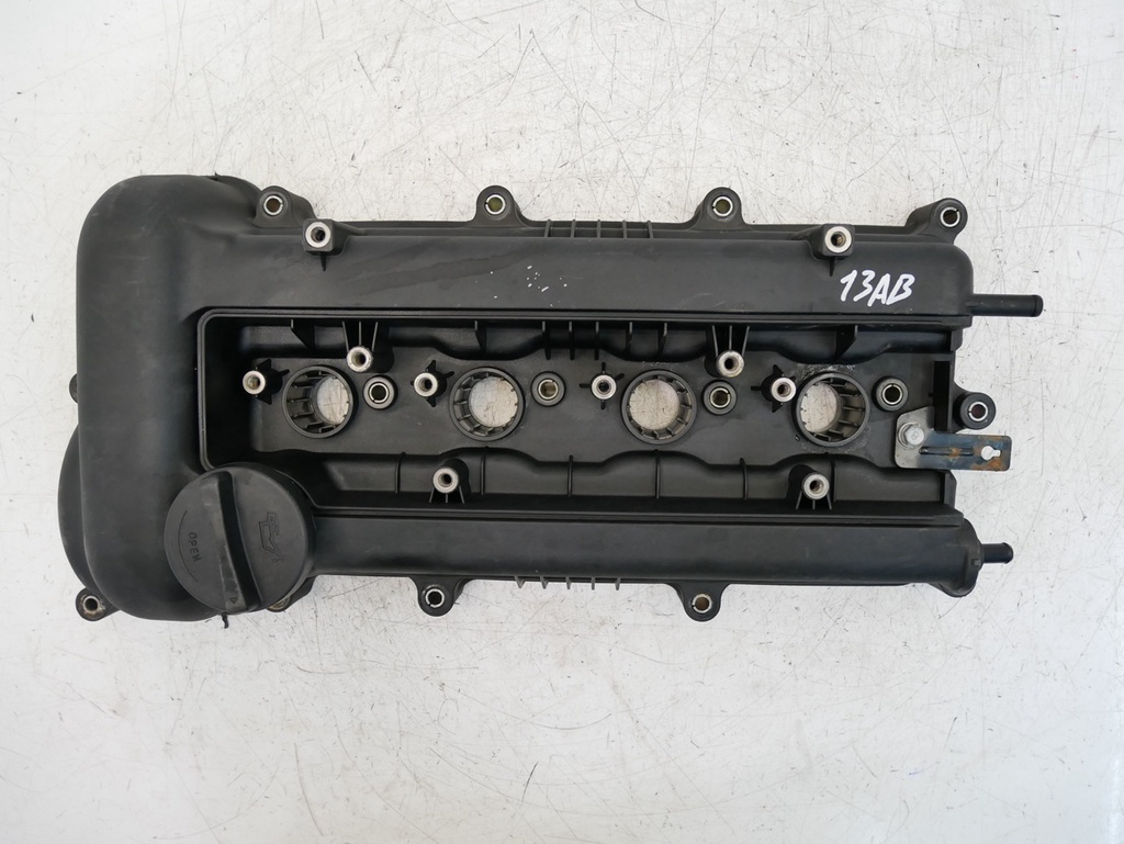 [MTD-496773] Tapa de válvulas Hyundai i20 1.4 G4LA