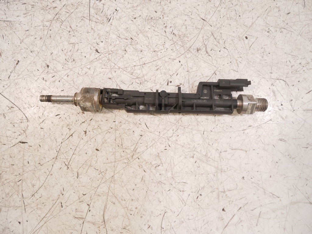[MTD-444742] Inyector BMW M5 S63B44B 7852362