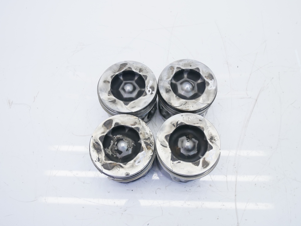 [MTD-384696] 4x Pistón Nissan Opel Renault Primastar Vivaro 2.0 CDTI M9R786 M9R KV9 26911