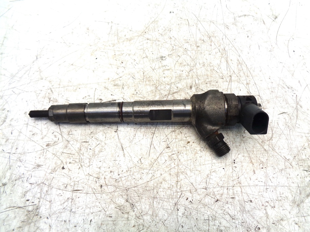 [MTD-387064] Inyector VW Audi Skoda Seat Passat 2.0 TDI CRL 04L130277AC