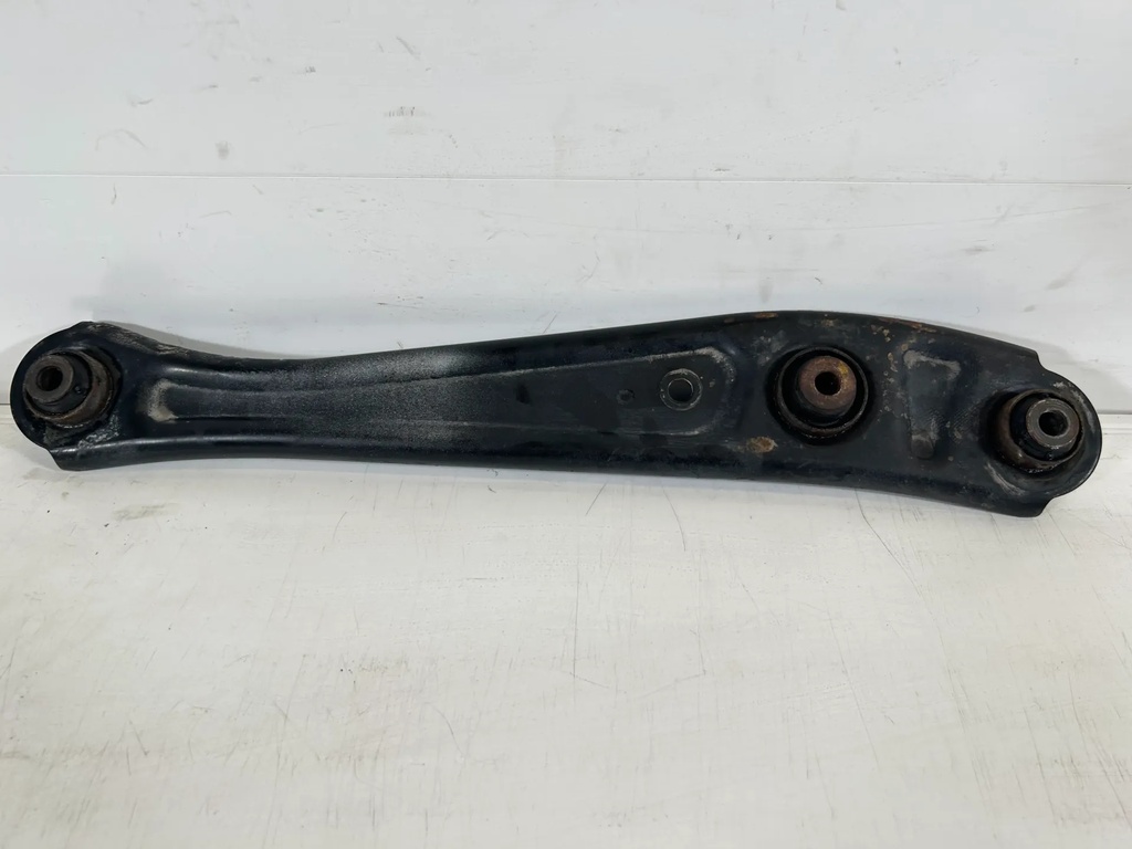 [1000746] Brazo trasero izquierdo Honda Civic 1.6 VTi EK4 OEM B16A2