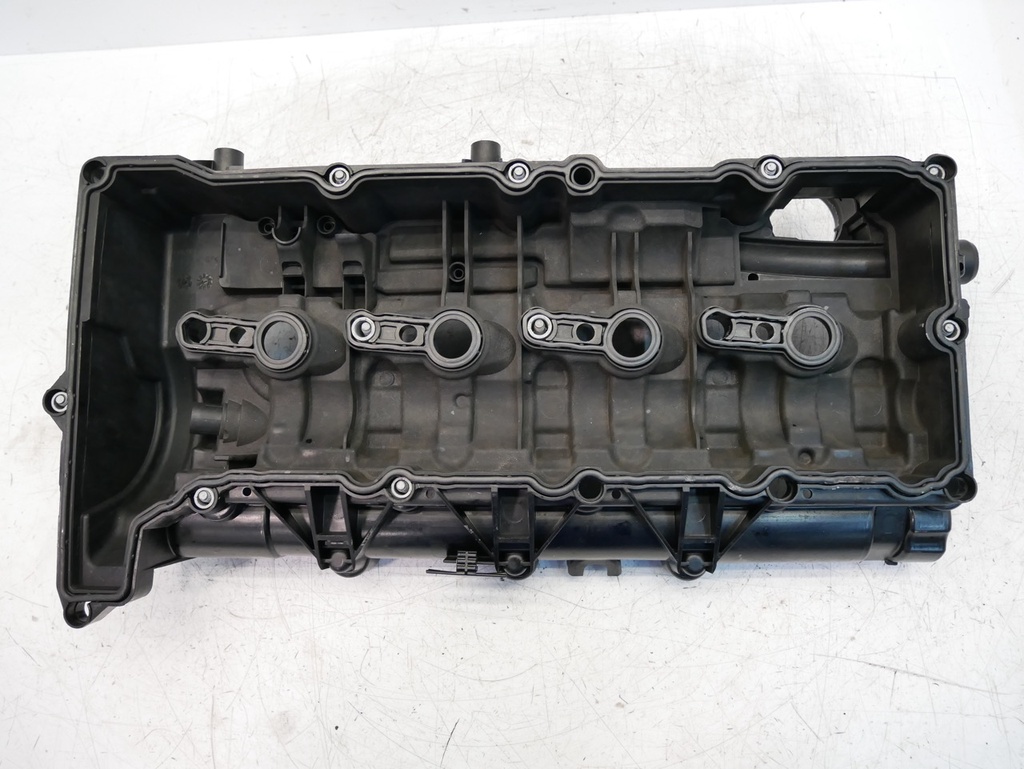 [MTD-508928] Tapa de válvulas BMW Serie 5 F10 2.0 N47D20C 7810584