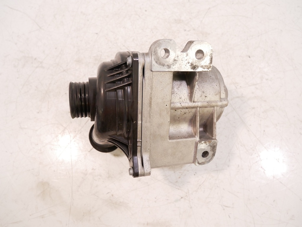[MTD-420592] Bomba de agua BMW 535xi 535 xDrive N54B30A 11868015